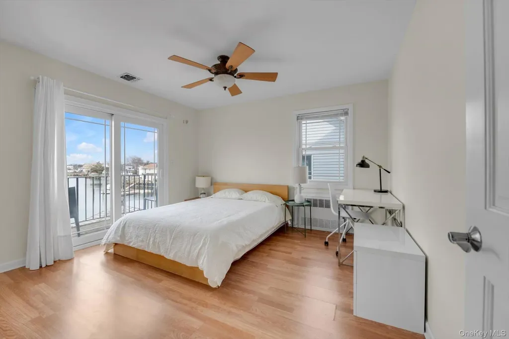 268 Gordon Place Freeport NY 11520