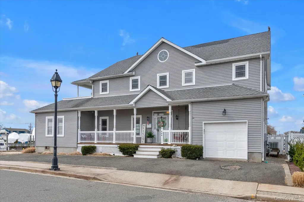 268 Gordon Place Freeport NY 11520