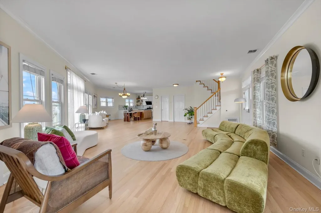 268 Gordon Place Freeport NY 11520