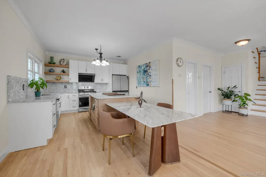 268 Gordon Place Freeport NY 11520