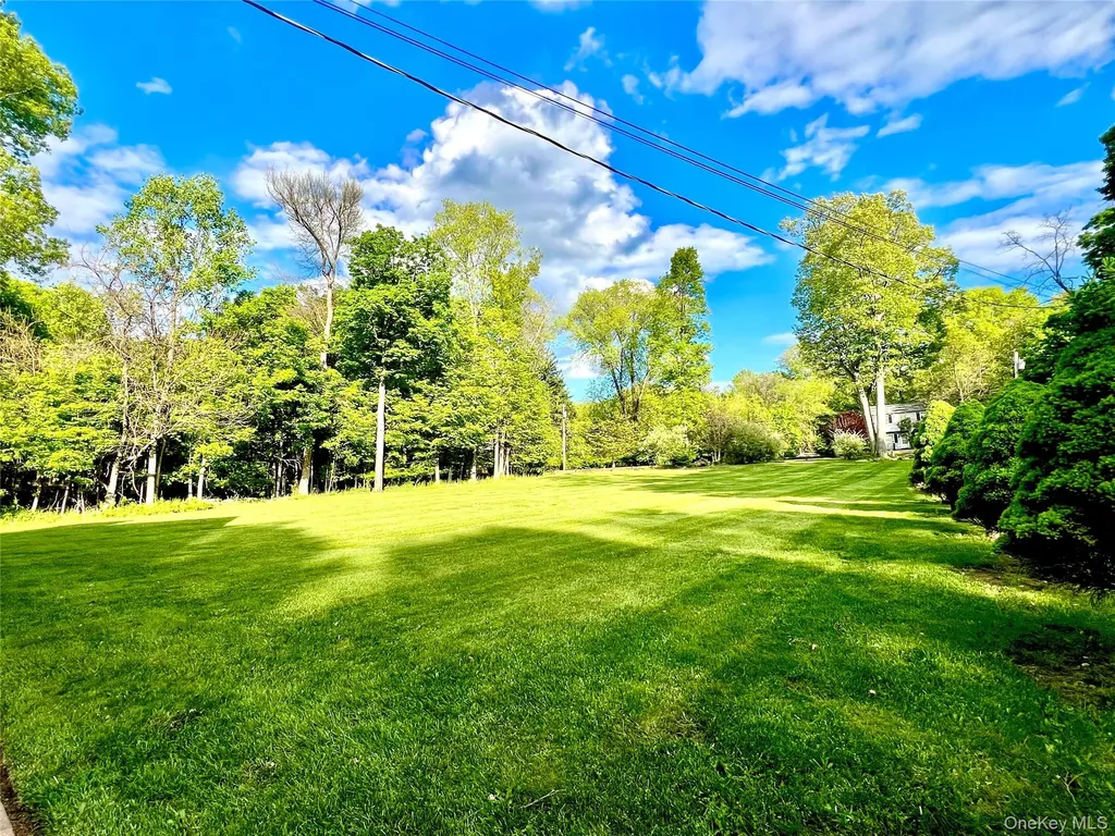 225 Brown Road Middletown NY 10941
