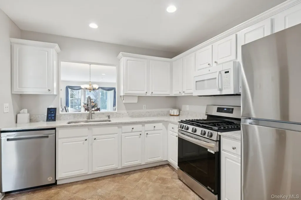 4 Commodore Circle Port Jefferson Station NY 11776