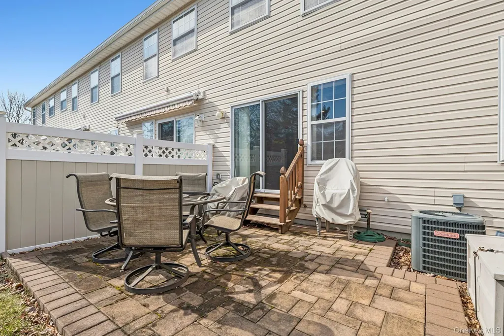 4 Commodore Circle Port Jefferson Station NY 11776