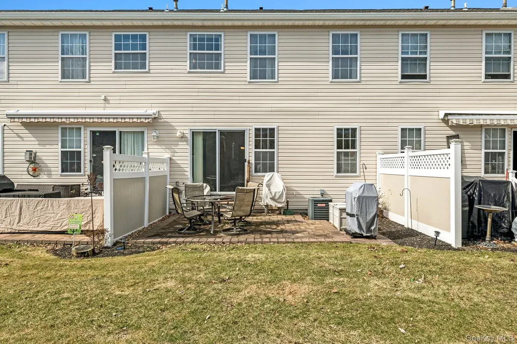 4 Commodore Circle Port Jefferson Station NY 11776
