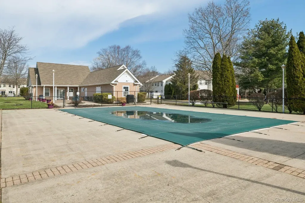 4 Commodore Circle Port Jefferson Station NY 11776
