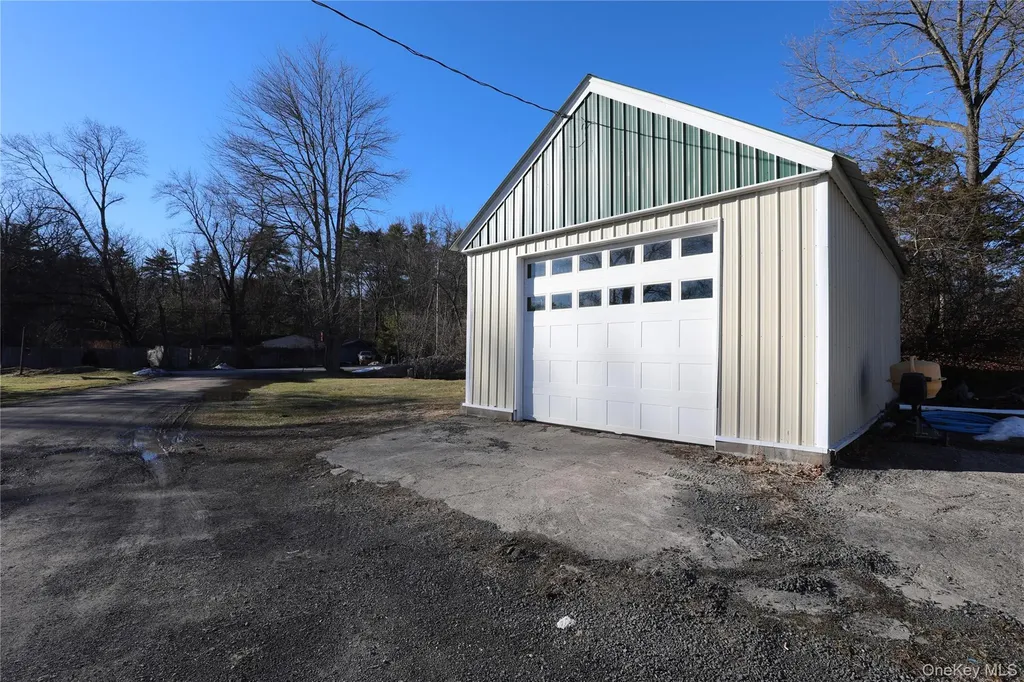 75 Walton Lane Hurley NY 12443