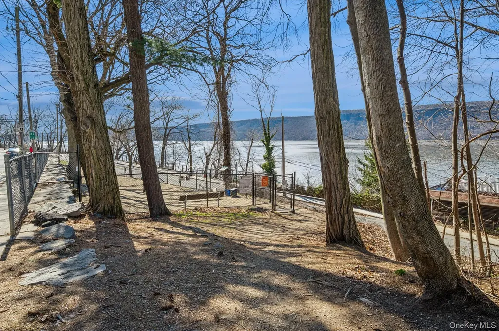 1020 Warburton Avenue Yonkers NY 10701