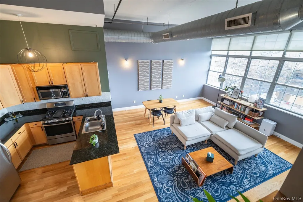 689 Myrtle Avenue Brooklyn NY 11205