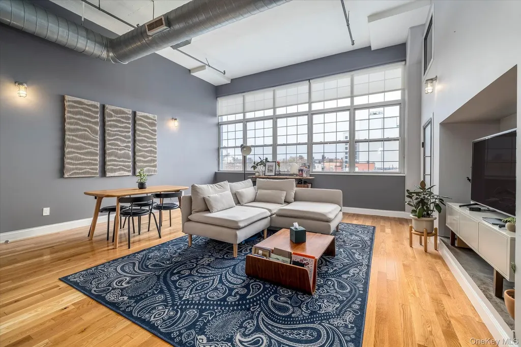 689 Myrtle Avenue Brooklyn NY 11205