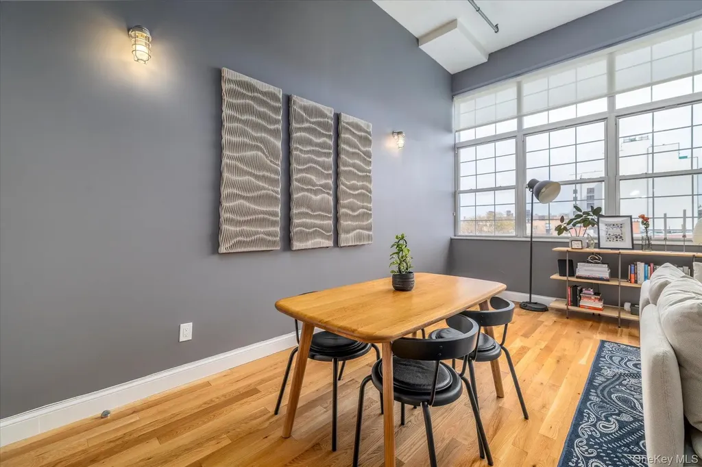 689 Myrtle Avenue Brooklyn NY 11205