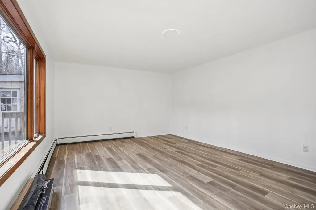 597 Saddle River Road Chestnut Ridge NY 10952