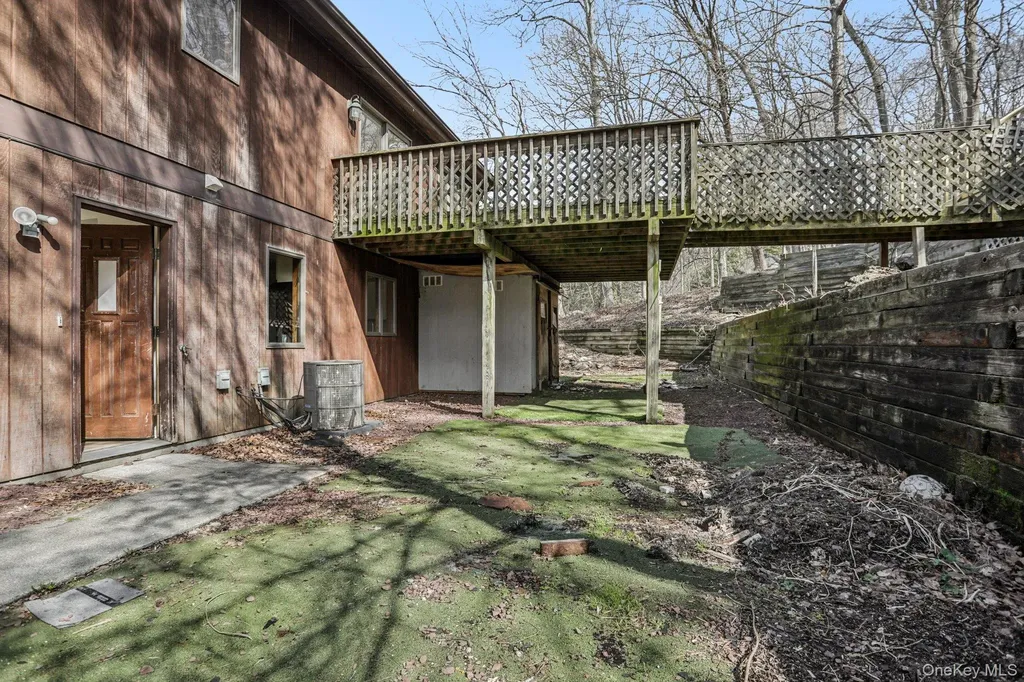 597 Saddle River Road Chestnut Ridge NY 10952