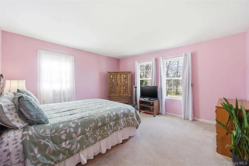 55 Carver Boulevard Bellport NY 11713