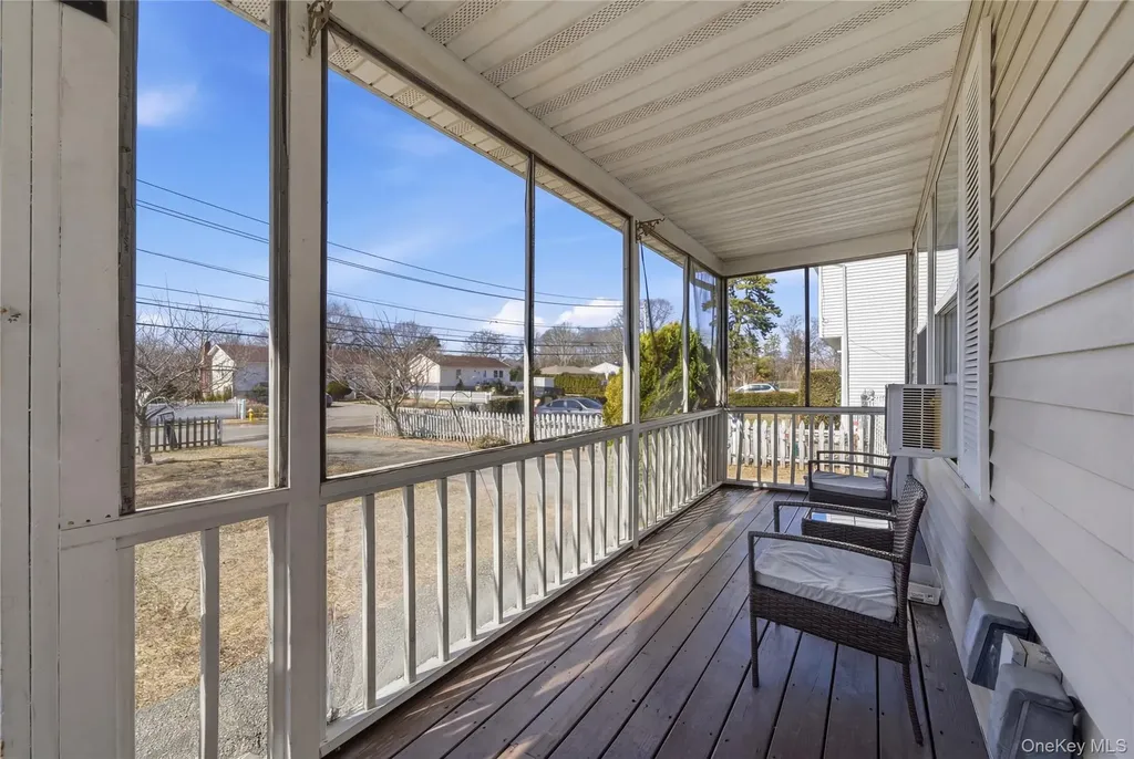 55 Carver Boulevard Bellport NY 11713