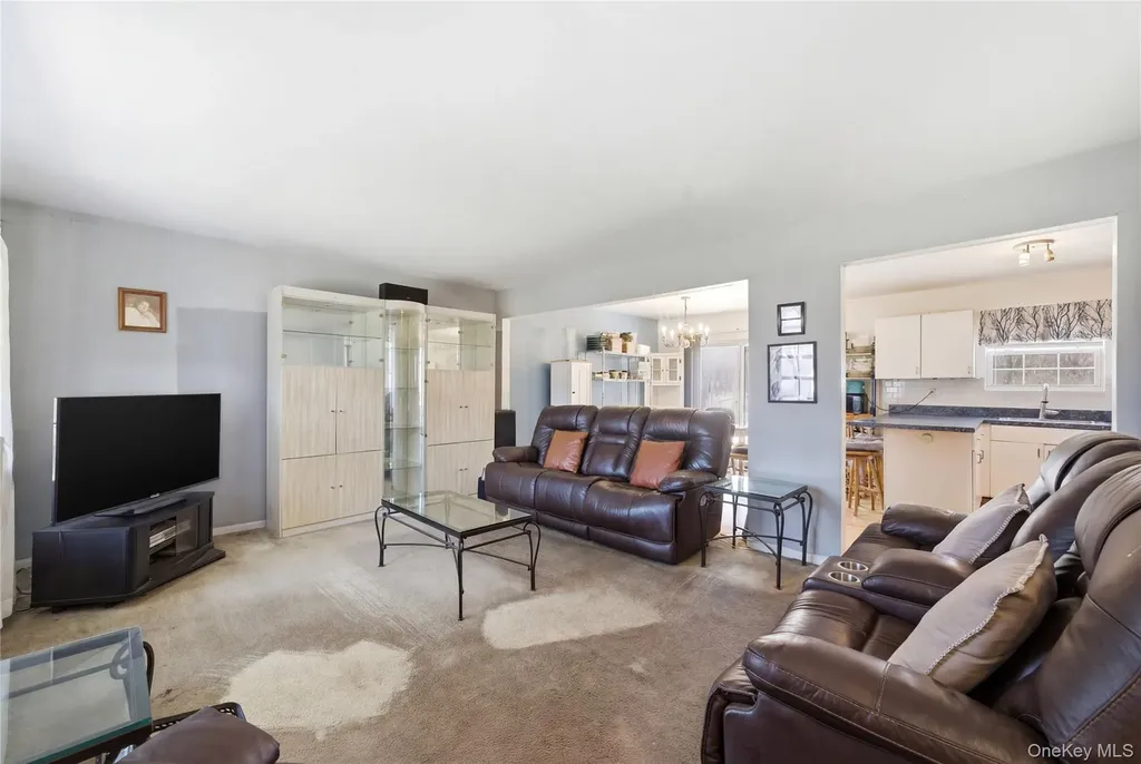 55 Carver Boulevard Bellport NY 11713