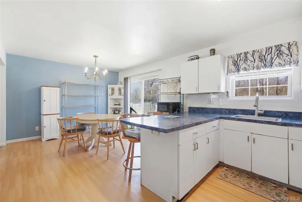 55 Carver Boulevard Bellport NY 11713