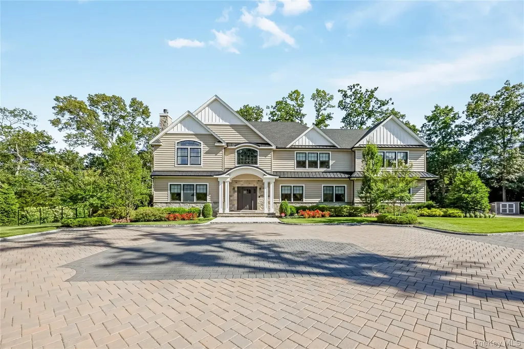11 Landview Drive Dix Hills NY 11746