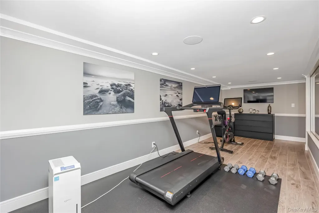 11 Landview Drive Dix Hills NY 11746