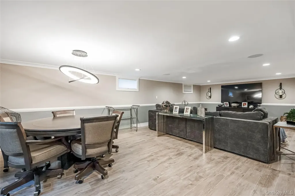 11 Landview Drive Dix Hills NY 11746
