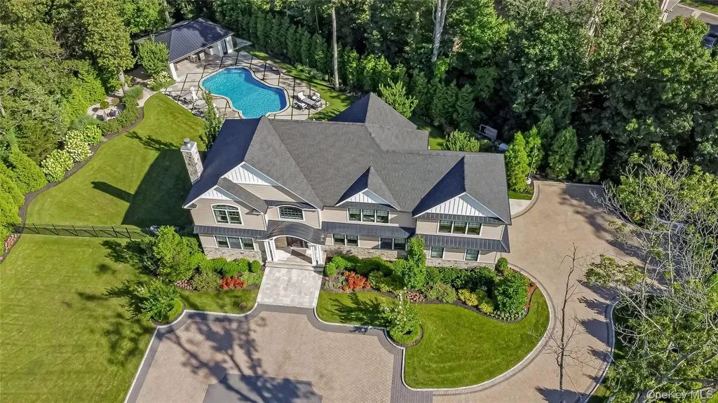 11 Landview Drive Dix Hills NY 11746