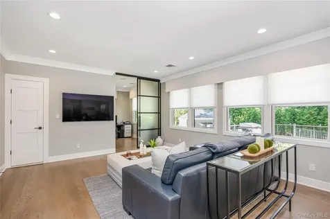 11 Landview Drive Dix Hills NY 11746