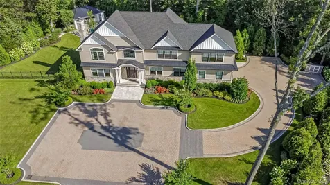 11 Landview Drive Dix Hills NY 11746