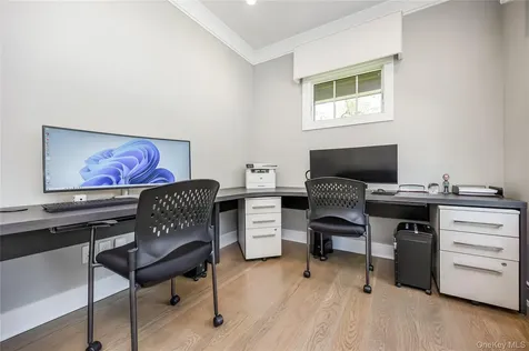 11 Landview Drive Dix Hills NY 11746