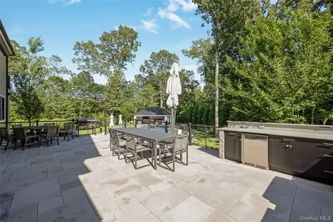11 Landview Drive Dix Hills NY 11746
