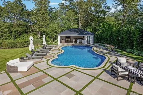 11 Landview Drive Dix Hills NY 11746
