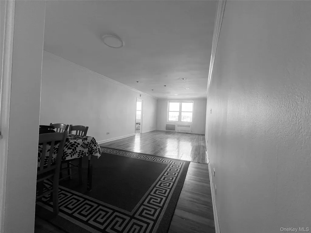 60-11 Broadway Woodside NY 11377