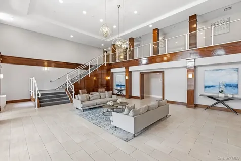 10 Byron Place Larchmont NY 10538