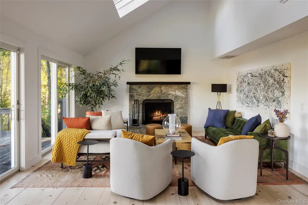 181 Lockwood Road Claverack NY 12521