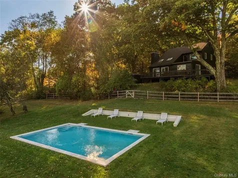 181 Lockwood Road Claverack NY 12521