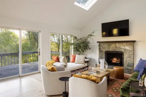 181 Lockwood Road Claverack NY 12521