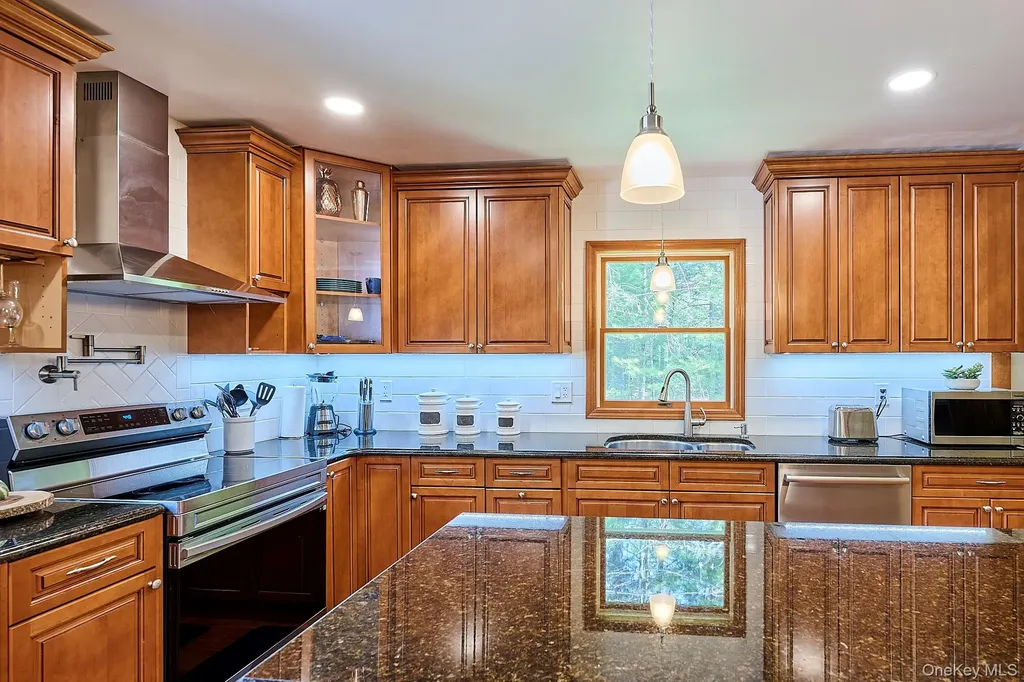 39 Pitio Road Glen Spey NY 12737