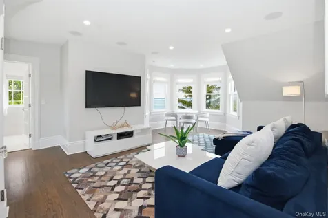118 Park Avenue Larchmont NY 10538