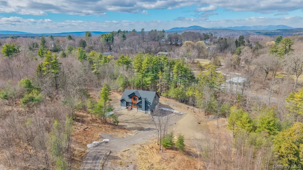 32 Pro Court Hurley NY 12443
