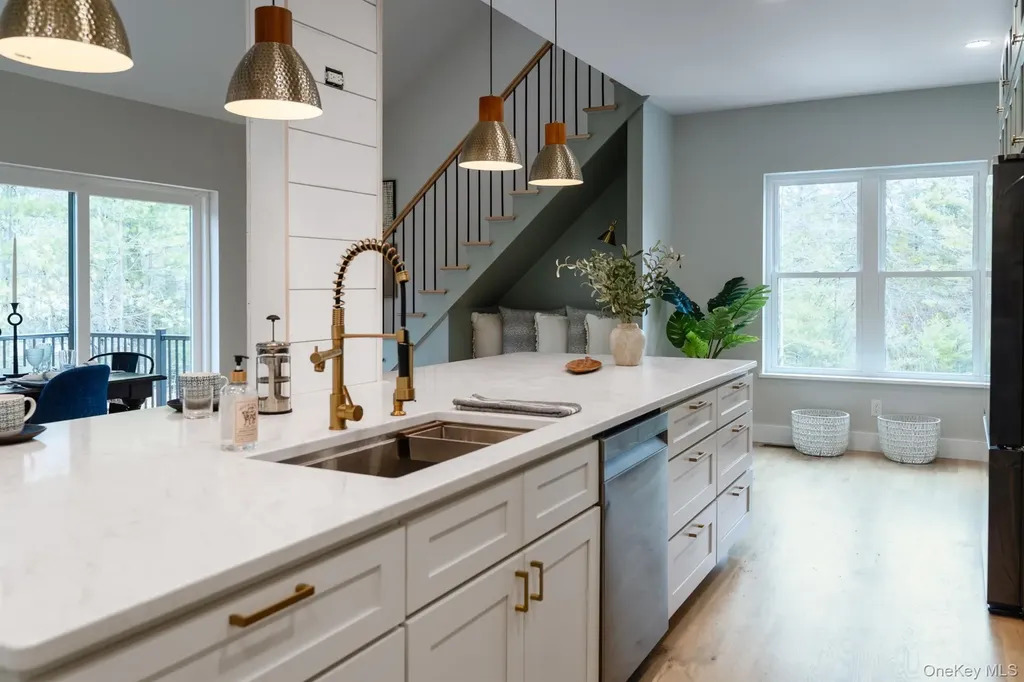 32 Pro Court Hurley NY 12443