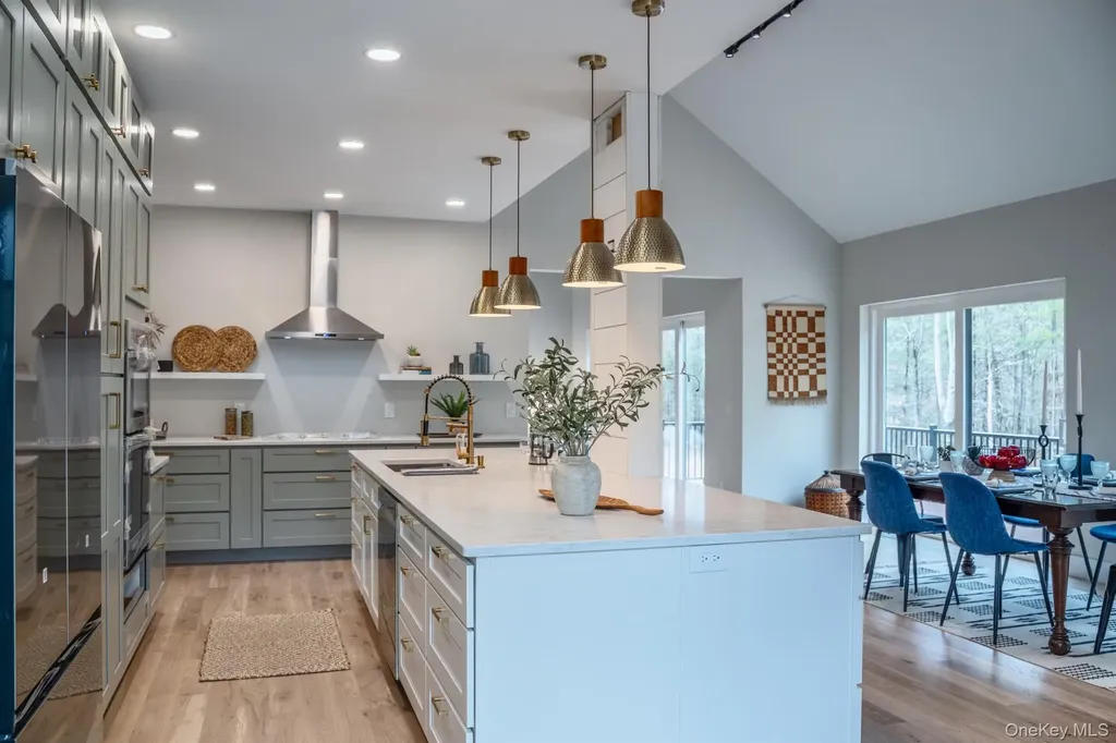 32 Pro Court Hurley NY 12443