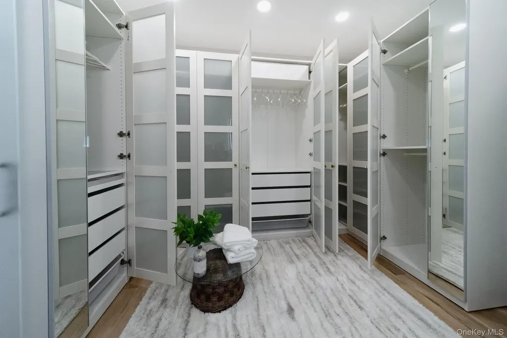 32 Pro Court Hurley NY 12443