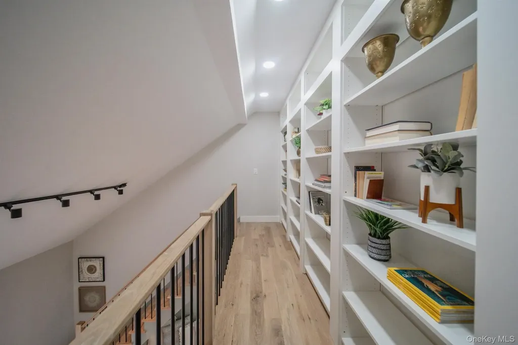 32 Pro Court Hurley NY 12443