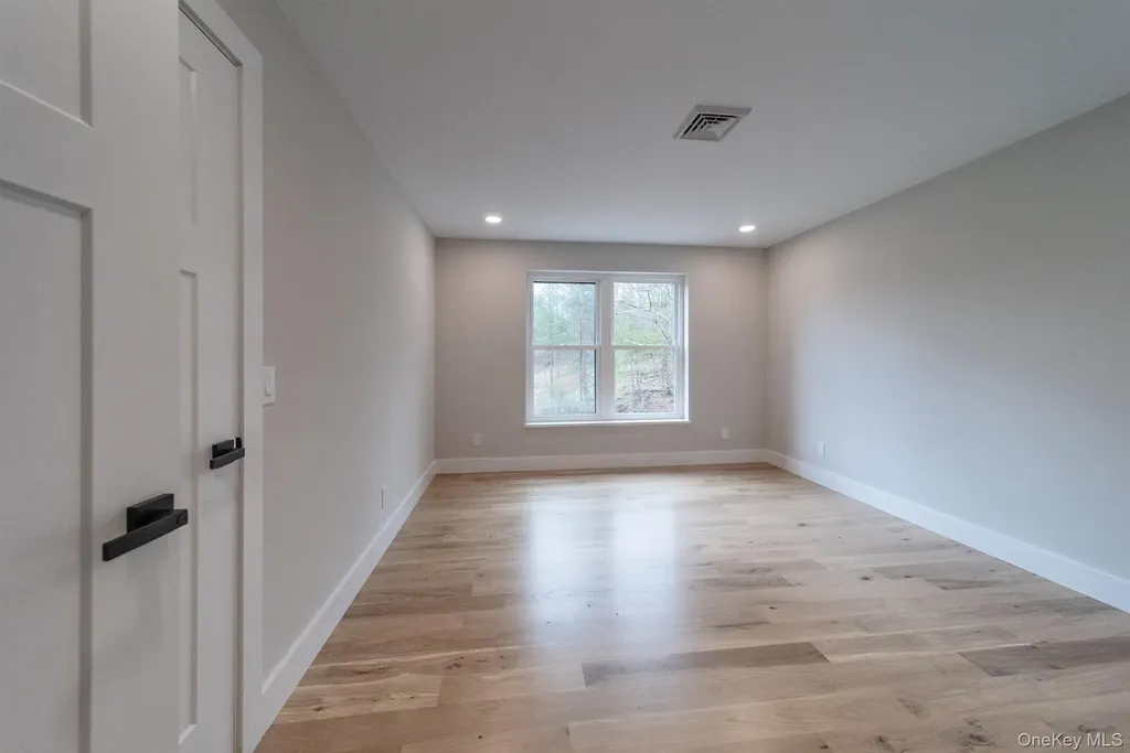32 Pro Court Hurley NY 12443