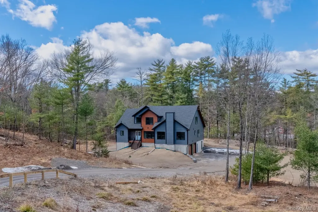32 Pro Court Hurley NY 12443