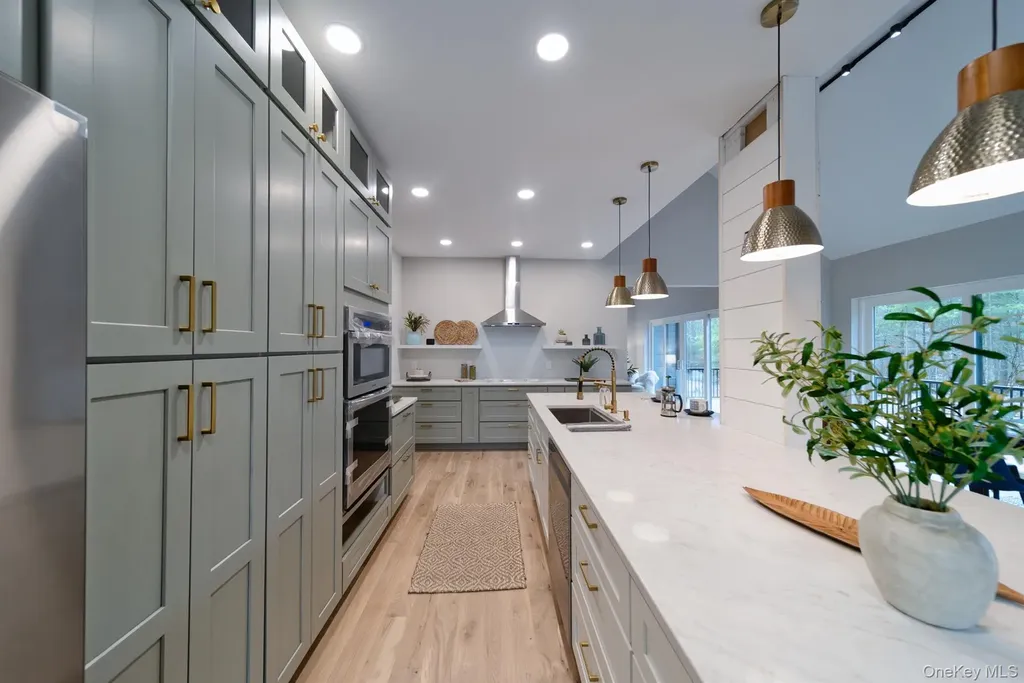 32 Pro Court Hurley NY 12443