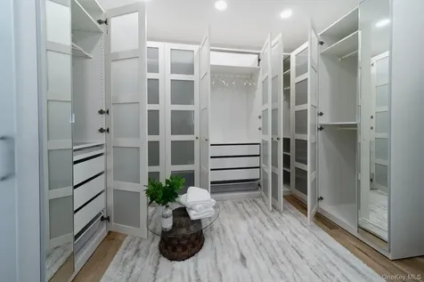 32 Pro Court Hurley NY 12443