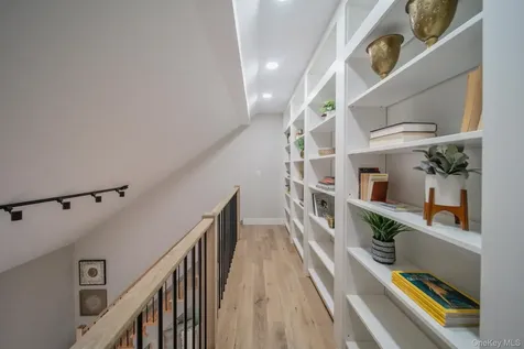 32 Pro Court Hurley NY 12443