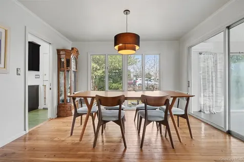 1304 Birch Hill Lane Mamaroneck NY 10543