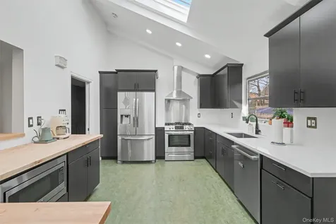 1304 Birch Hill Lane Mamaroneck NY 10543
