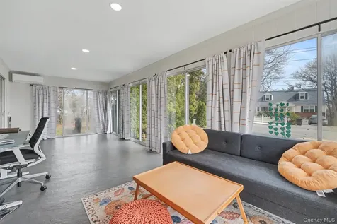 1304 Birch Hill Lane Mamaroneck NY 10543