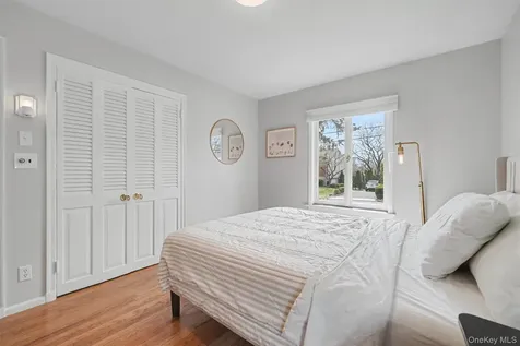 1304 Birch Hill Lane Mamaroneck NY 10543